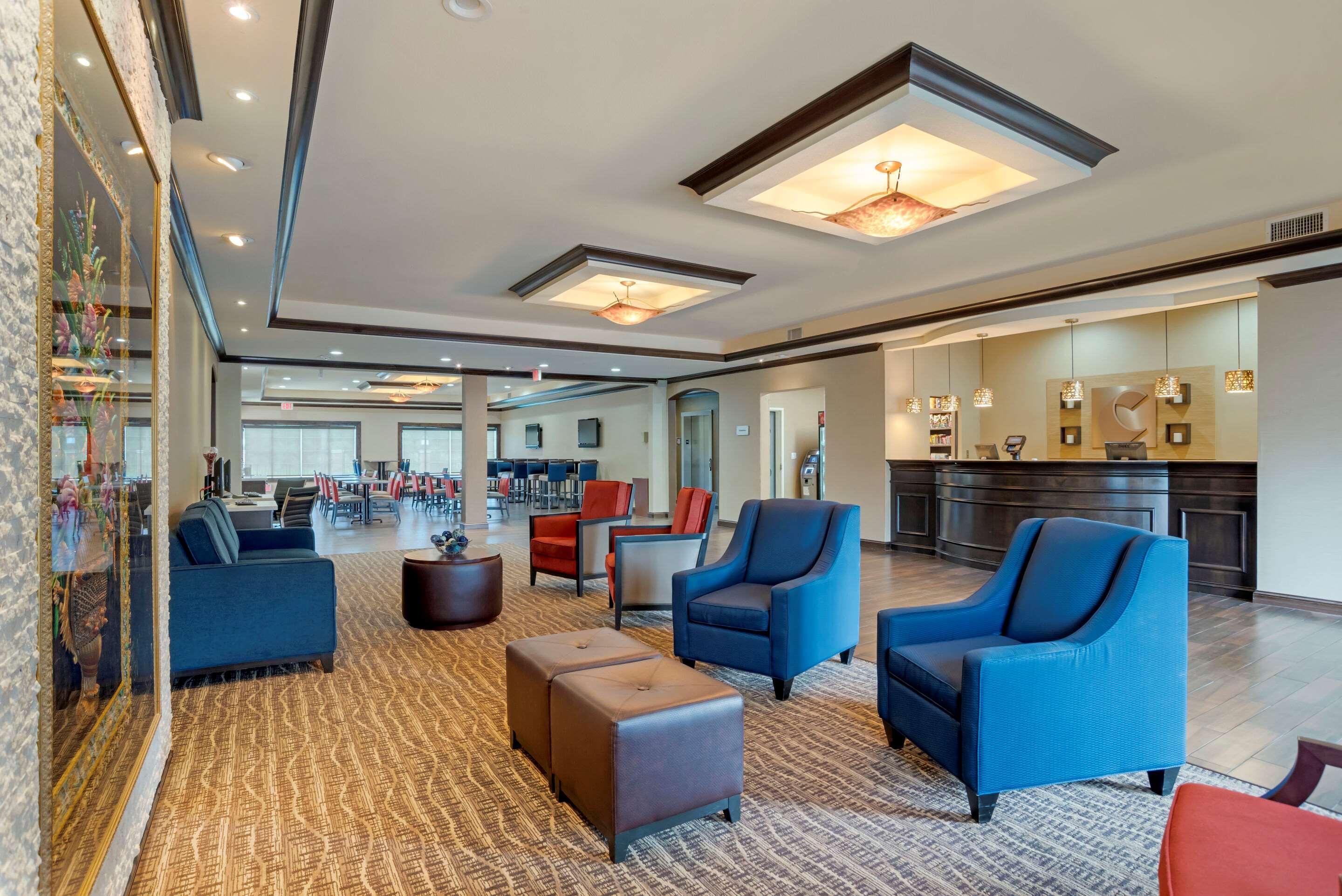Comfort Suites Alexandria Exteriér fotografie