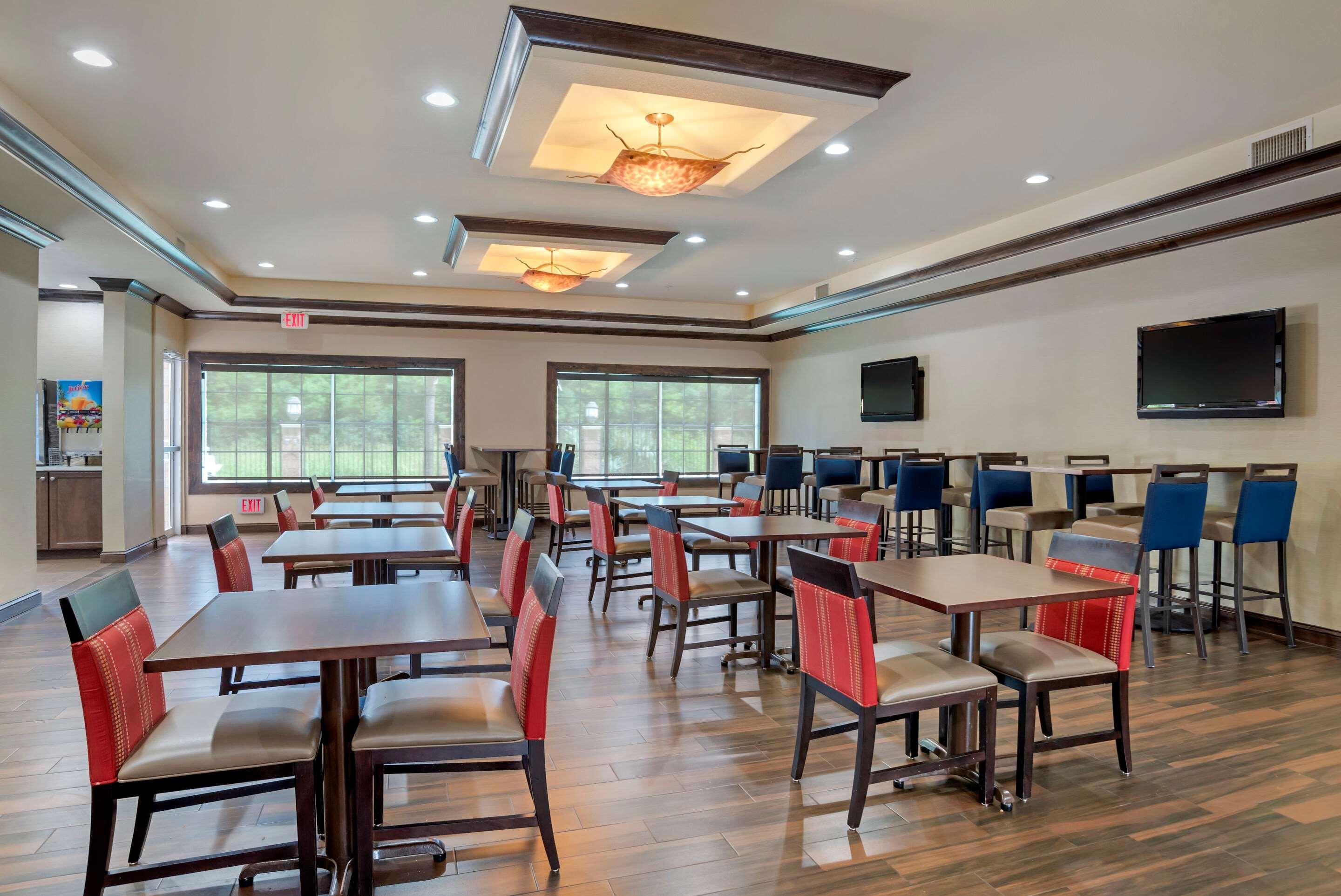 Comfort Suites Alexandria Exteriér fotografie