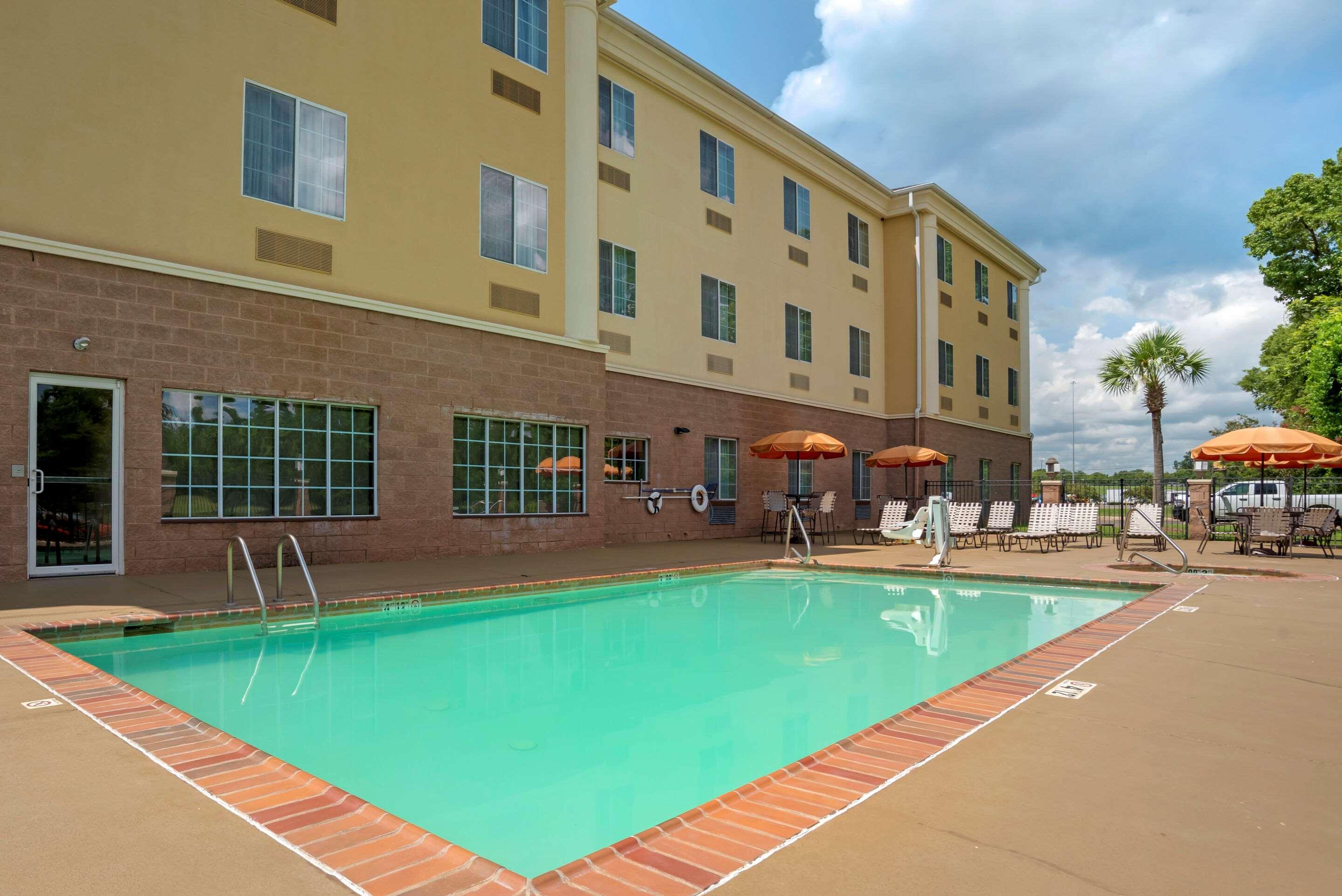 Comfort Suites Alexandria Exteriér fotografie